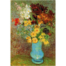 Ladda upp bild till gallerivisning, Blommor i en blå vas
