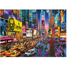 Ladda upp bild till gallerivisning, Times Square i kvällsljus

